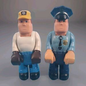 Vintage Fisher Price Husky Helpers People Figures Lot Of 2 Police Construction